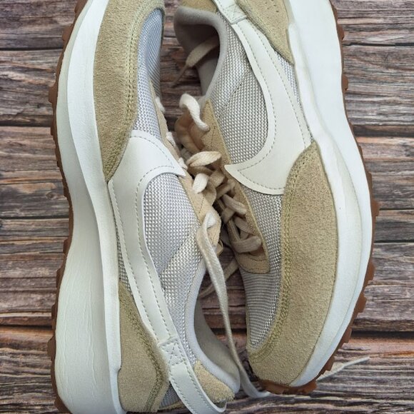 Nike Waffle Debut Light Bone Womens Size 8.5 - Picture 5 of 7